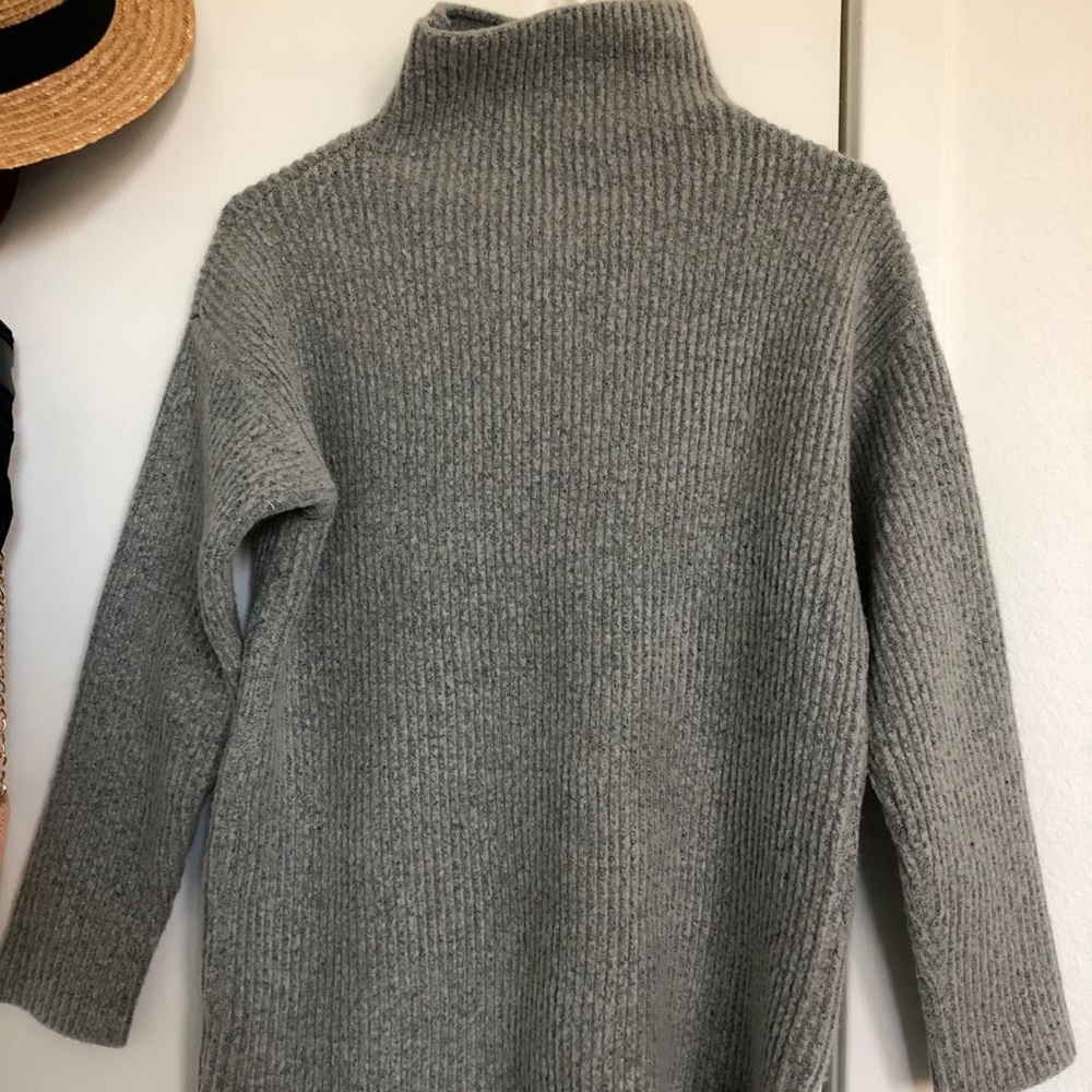 Gray sweater